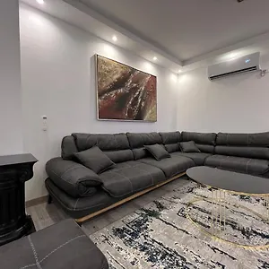Apartment On Myslym Shyri, Tirana