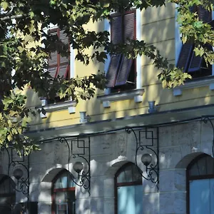 **** Otel Monarc Arnavutluk