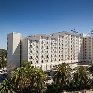https://golden-tulip-el-mechtel.tunis-best-hotels.com