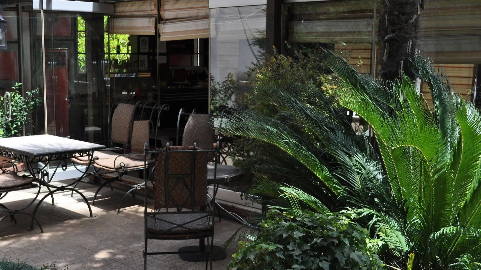 Broadway Hotel Tirana